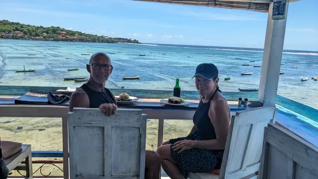 TAWE beach bar & grill