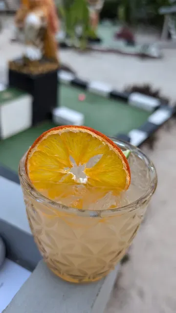 The Coconut Hut - Mini Golf