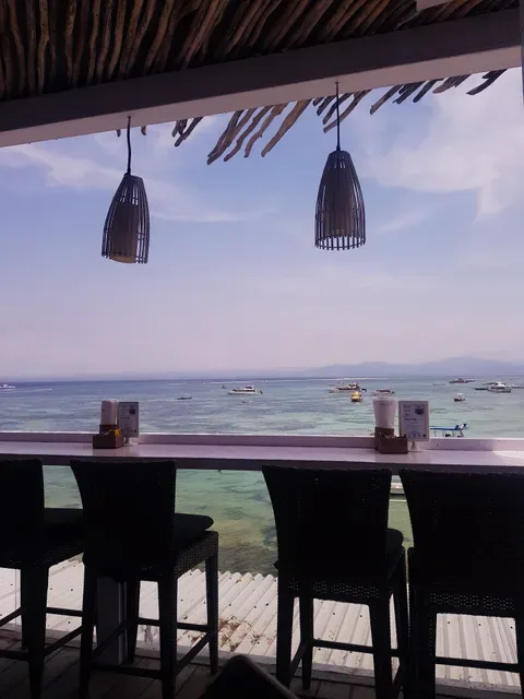 The Deck Cafe & Bar