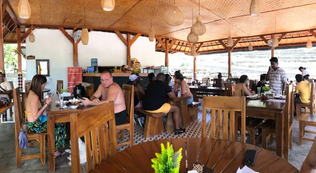 The Nusa Resto