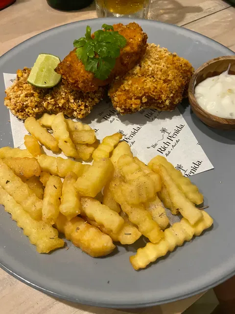 The Rich Penida Restaurant & Bar
