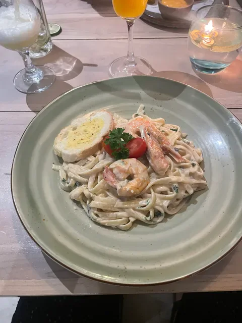 The Rich Penida Restaurant & Bar