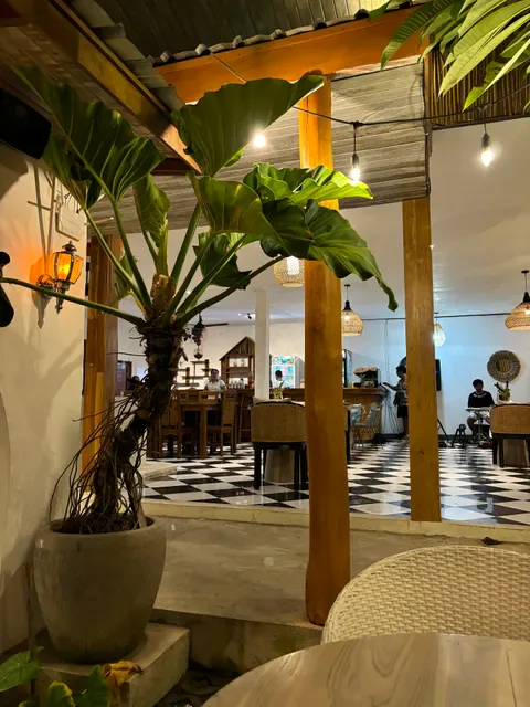 The Rich Penida Restaurant & Bar