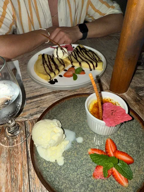 The Rich Penida Restaurant & Bar