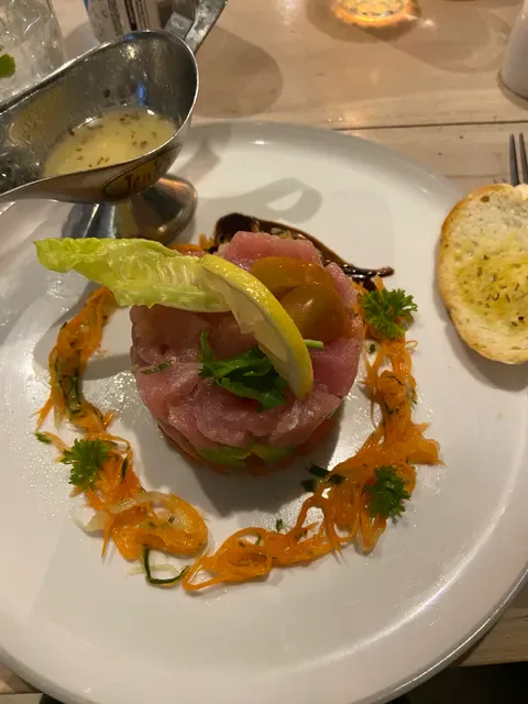 The Rich Penida Restaurant & Bar