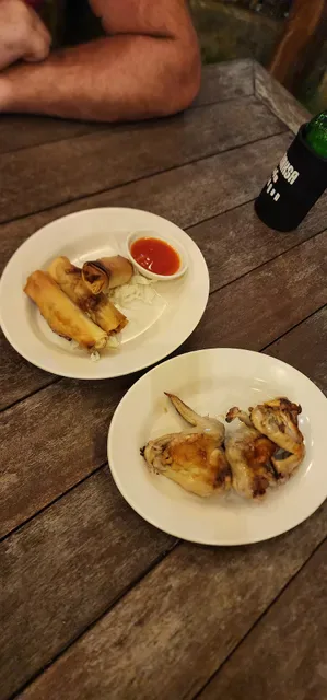 Two raksa cafe