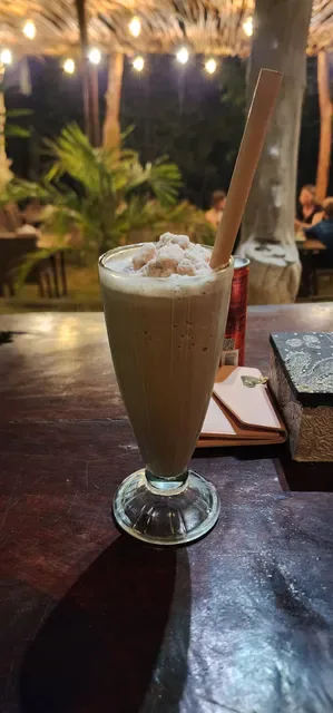 Two raksa cafe