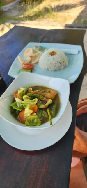 Two raksa cafe
