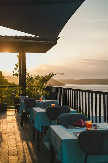 Warnakali Restaurant Nusa Penida