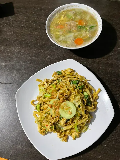 Warung AYAM GEPREK SAMBEL IJO BEJO restaurant
