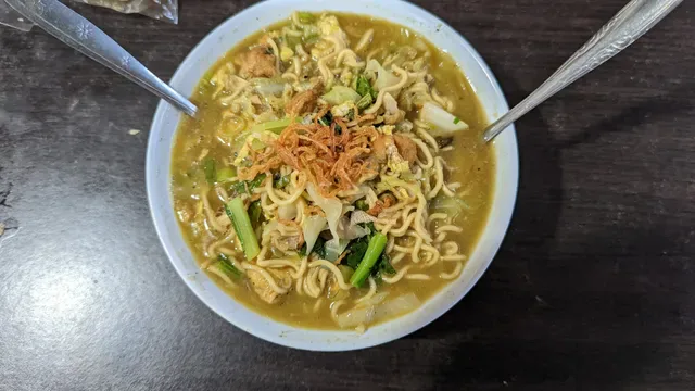 Warung AYAM GEPREK SAMBEL IJO BEJO restaurant