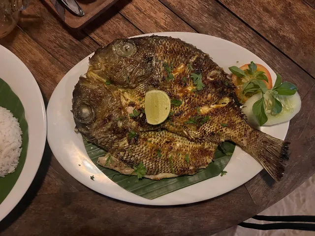 Warung Bambu