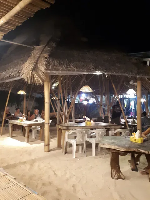 Warung Bambu