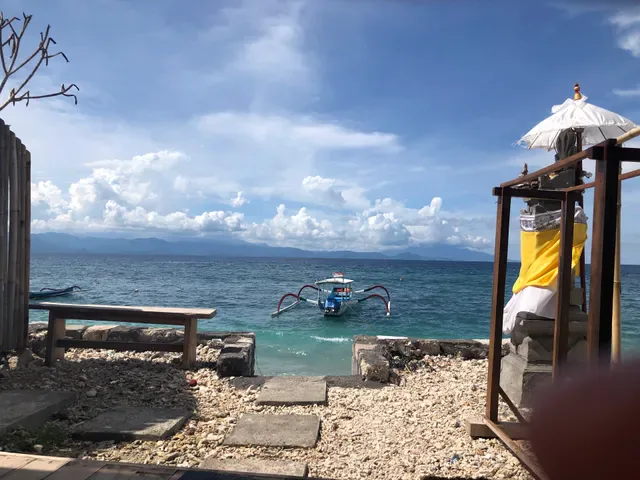 Warung beach