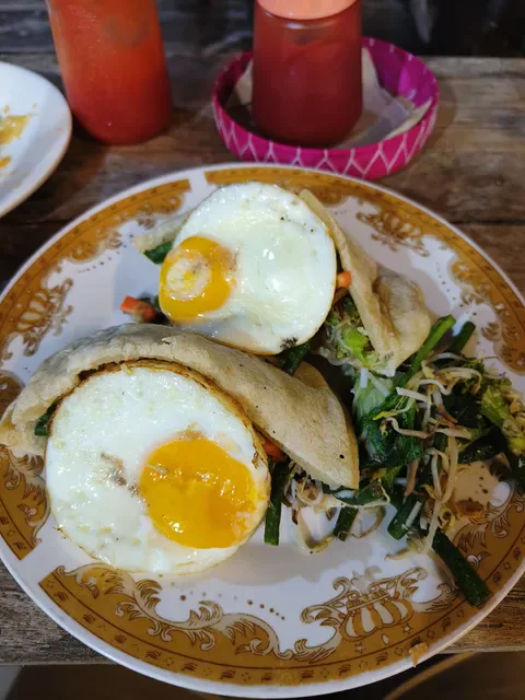 Warung beach