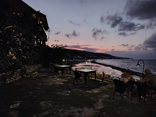 Warung Beach Corner