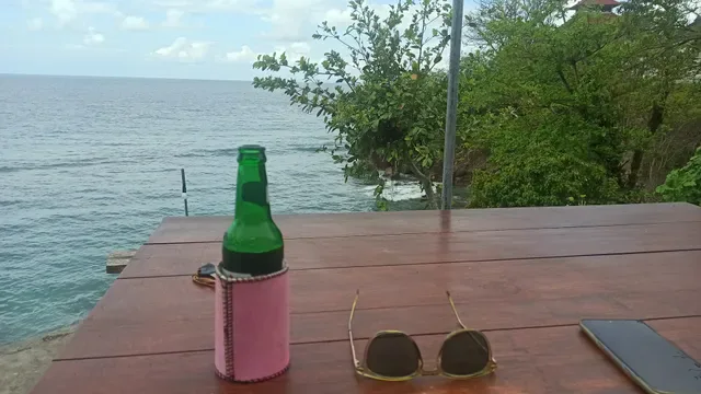 Warung Beach Corner