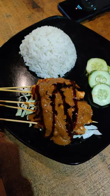 Warung Camole