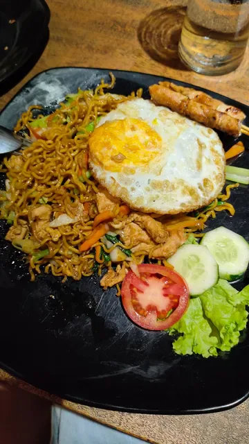 Warung Camole