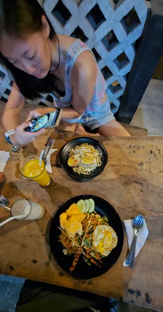 Warung Camole