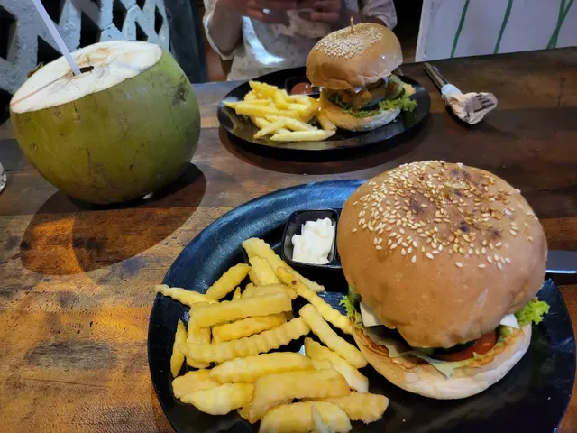 Warung Camole