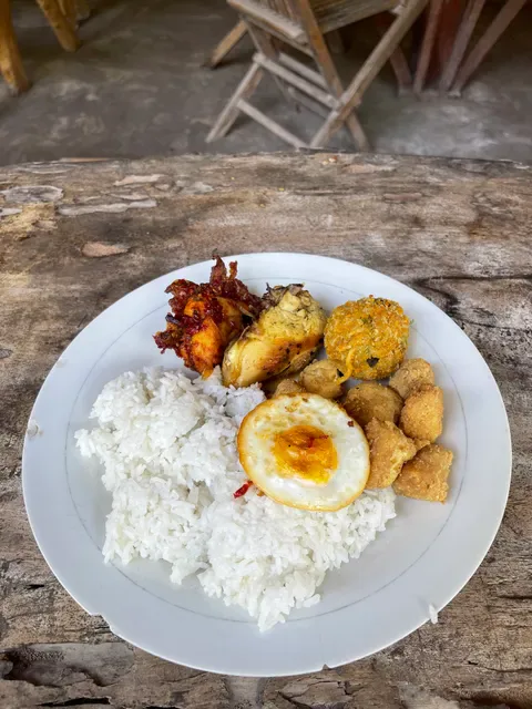 Warung Coconut