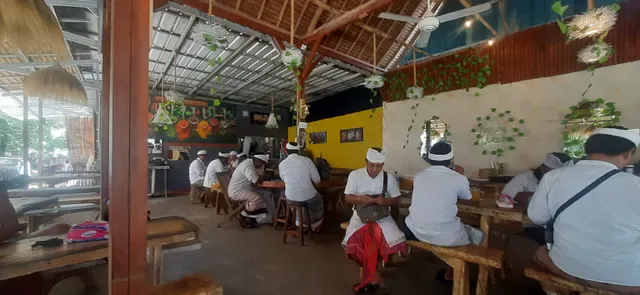 Warung Coconut