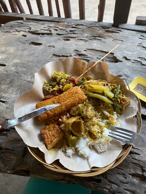 Warung Coconut