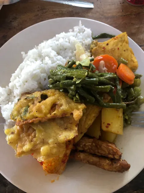 Warung Coconut