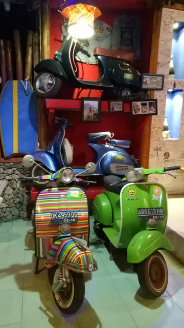 Warung J. Pudak