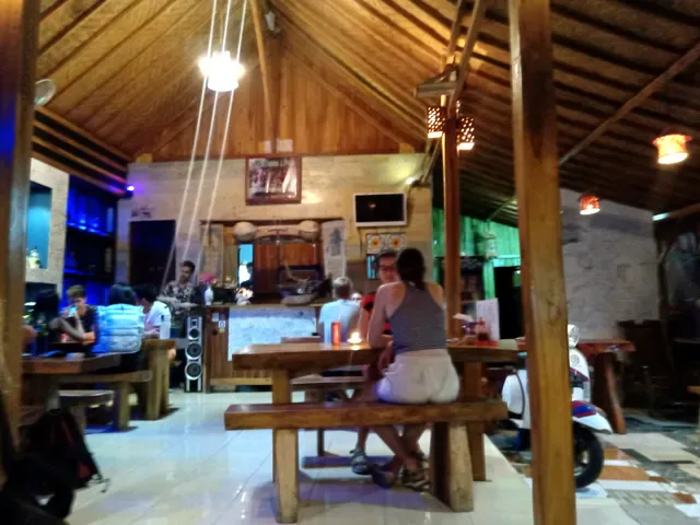 Warung J. Pudak