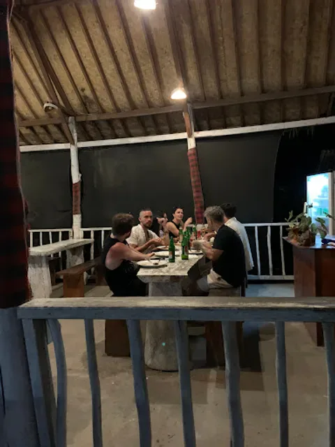 WARUNG JUN