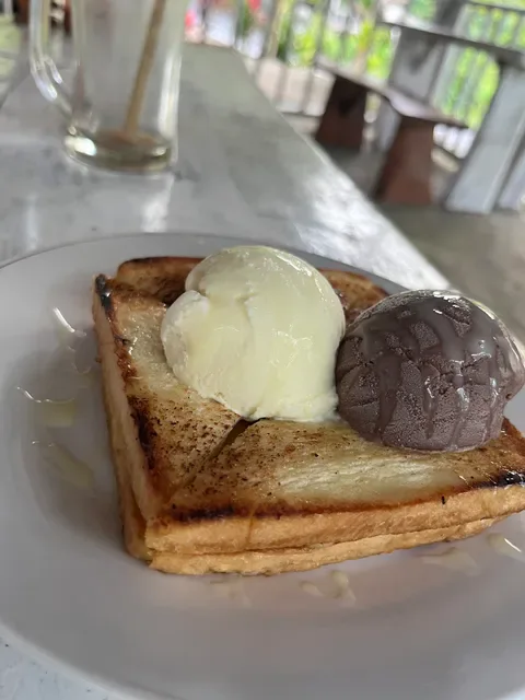 WARUNG JUN