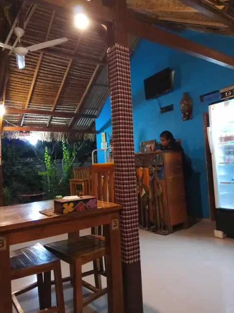 Warung Salt & pepper