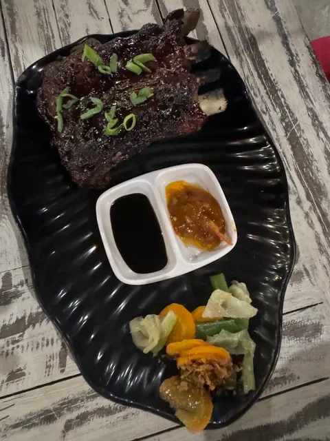 Warung Ten Poh Lembongan (open)