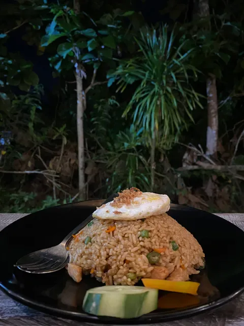 Warung Ten Poh Lembongan (open)