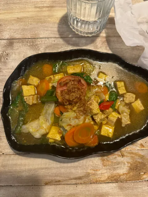 Warung Ten Poh Lembongan (open)