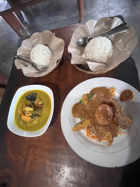 Warung Tu Pande