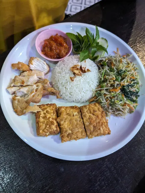 Warung Tumpang Sari Lembongan