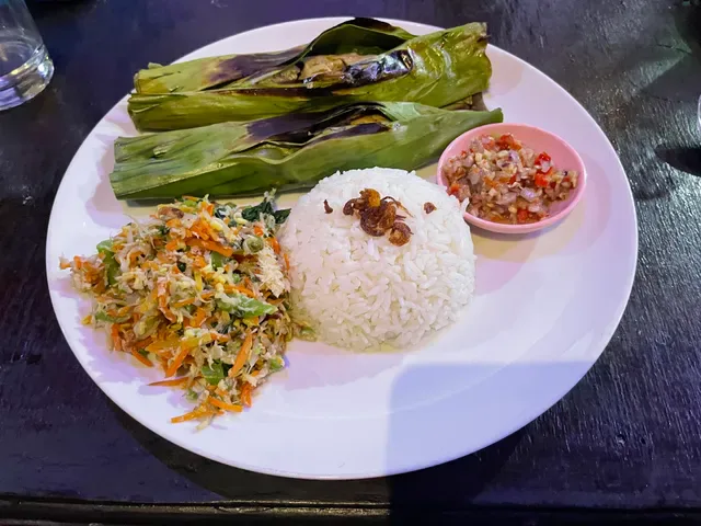 Warung Tumpang Sari Lembongan