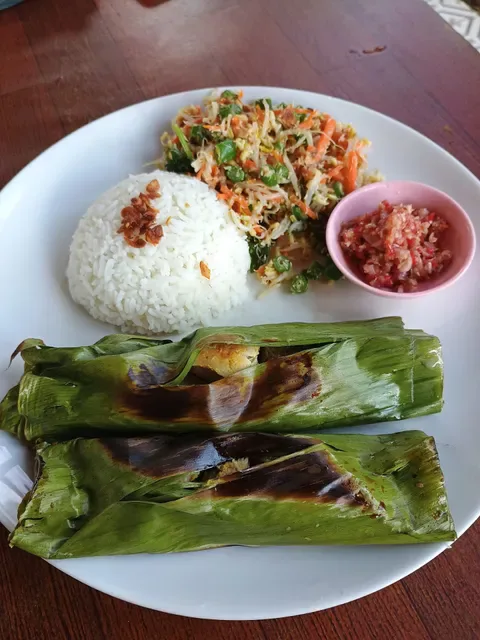 Warung Tumpang Sari Lembongan