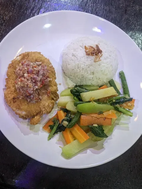 Warung Tumpang Sari Lembongan
