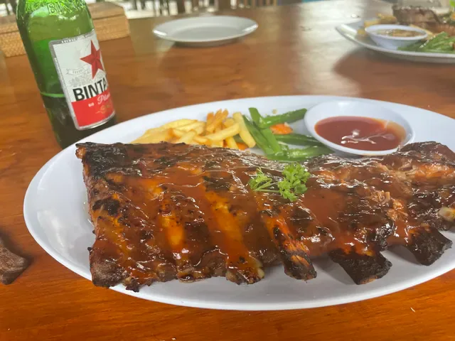 Wikandar Grill Lembongan