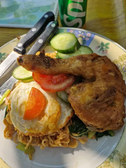 Wr. Makan RESTU