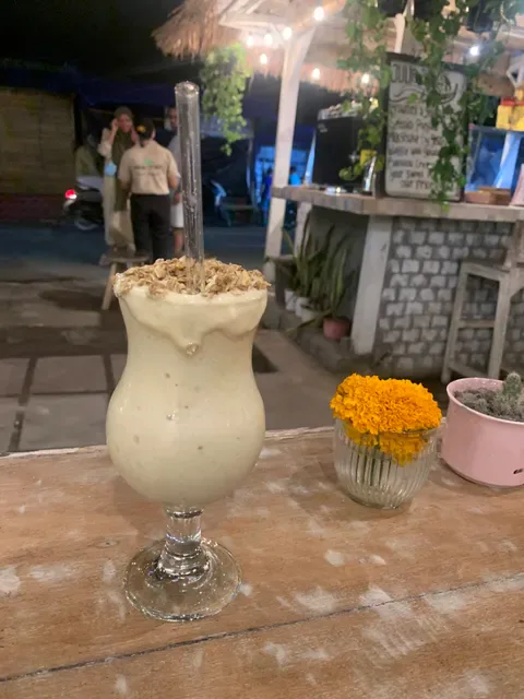 Wyn's Penida Cafe