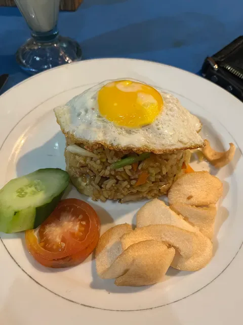 YUYU RESTO CENINGAN