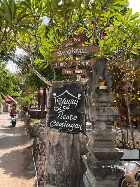 YUYU RESTO CENINGAN
