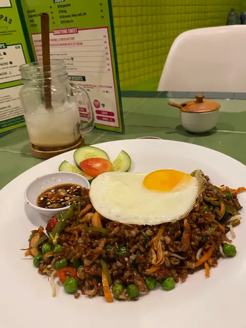 Akar Cafe & Restaurant