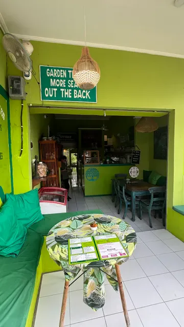 Akar Cafe & Restaurant