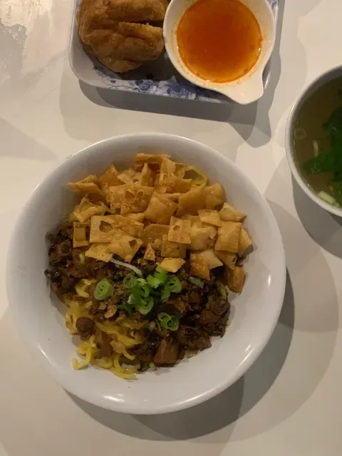 Bakmi & Bubur Ayam Djie Tjap